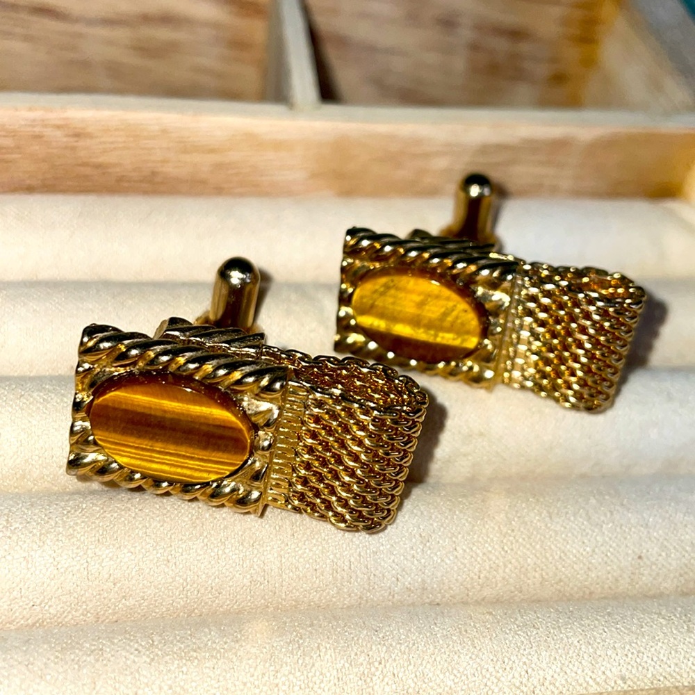 Vintage Genuine Tigers Eye Gemstone Cuff Links. - Picture 5 of 8
